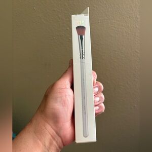 Sigma Beauty S15 Makeup Brush -Brand New Never Opened the packaging.